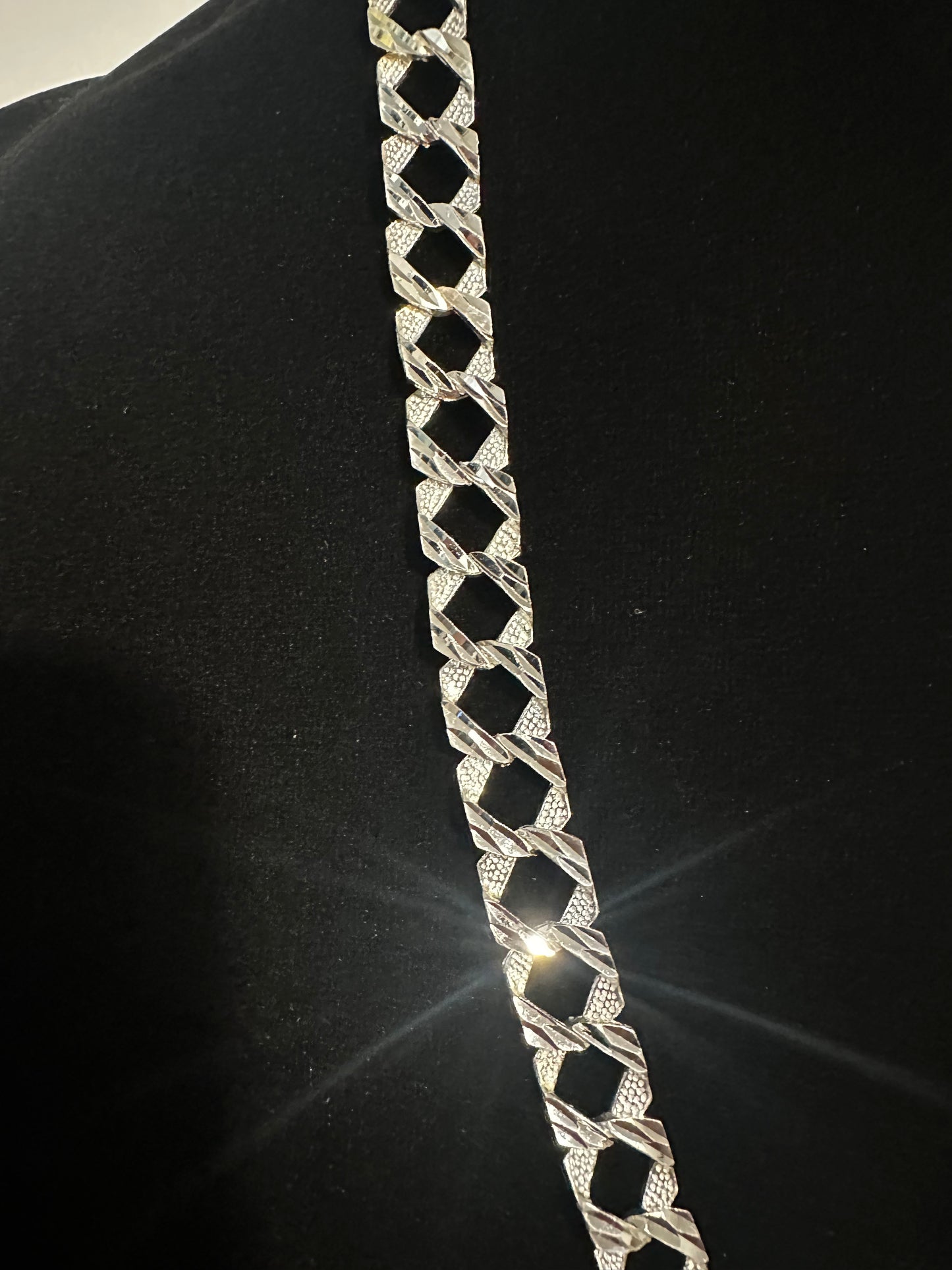 Silver Diamond Cut Chain 26”