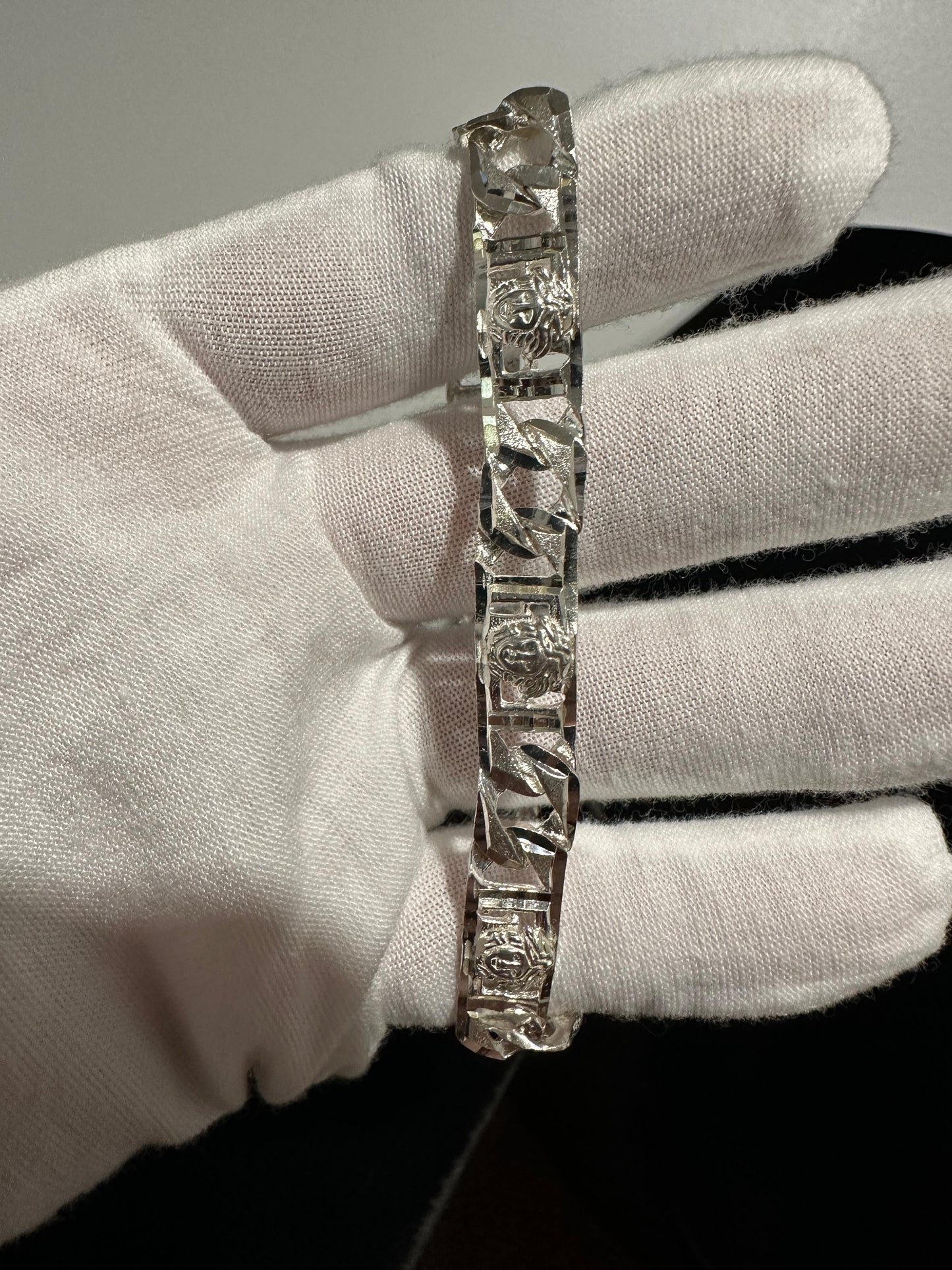 Silver Medusa Bracelet 8”