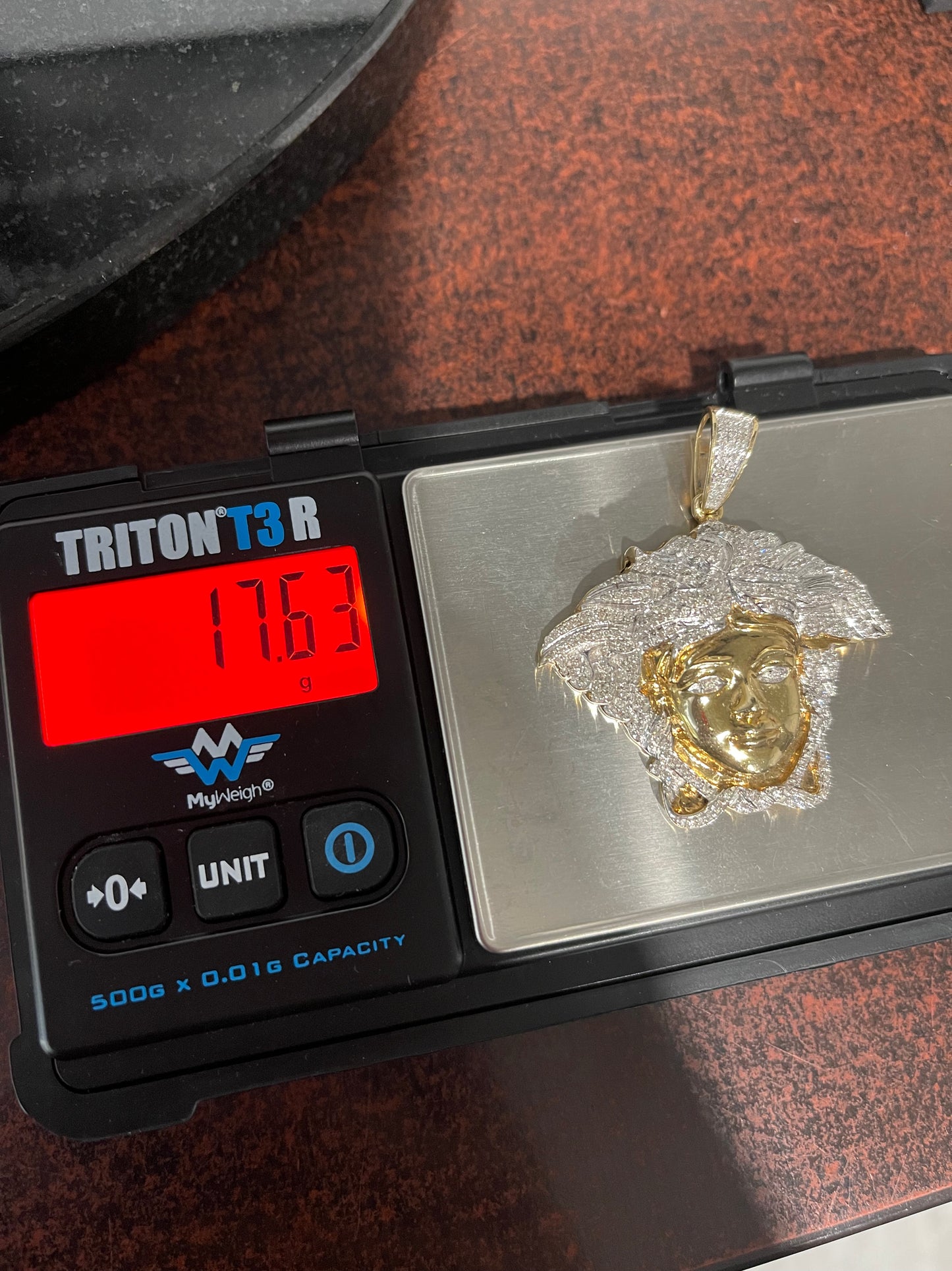 10K Natural Diamond Medusa Pendant