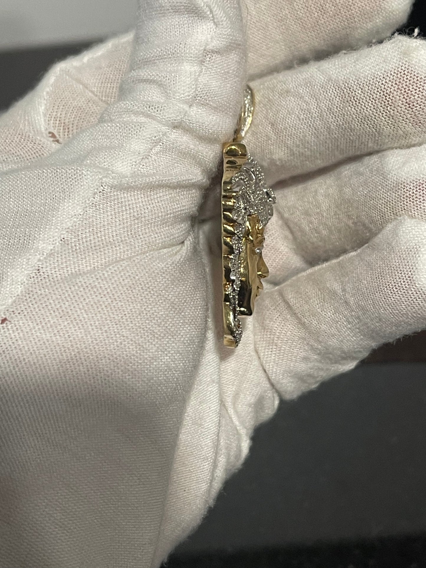 10K Natural Diamond Medusa Pendant