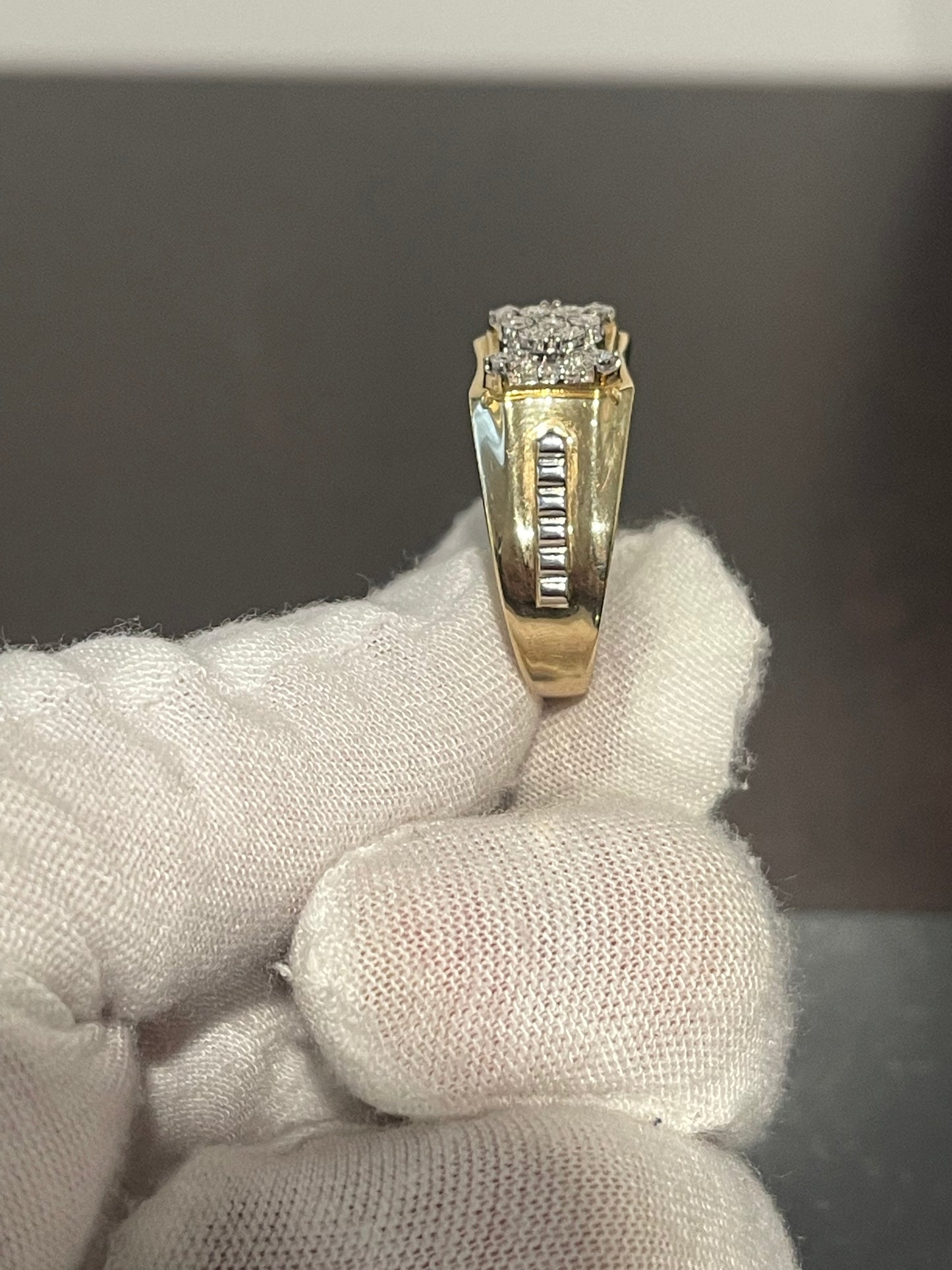 10K Natural Diamond Ring