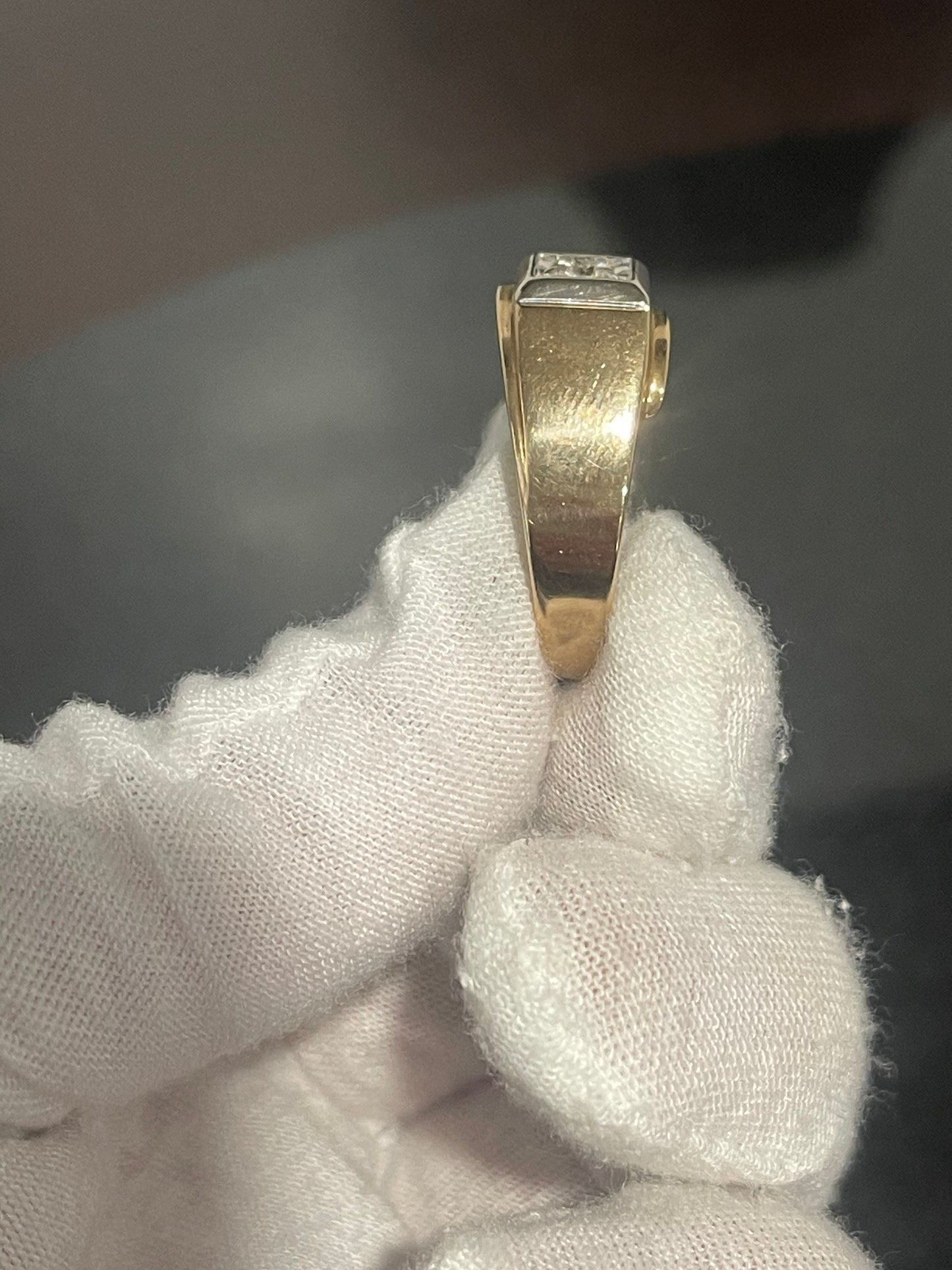 10K Men’s Diamond Ring