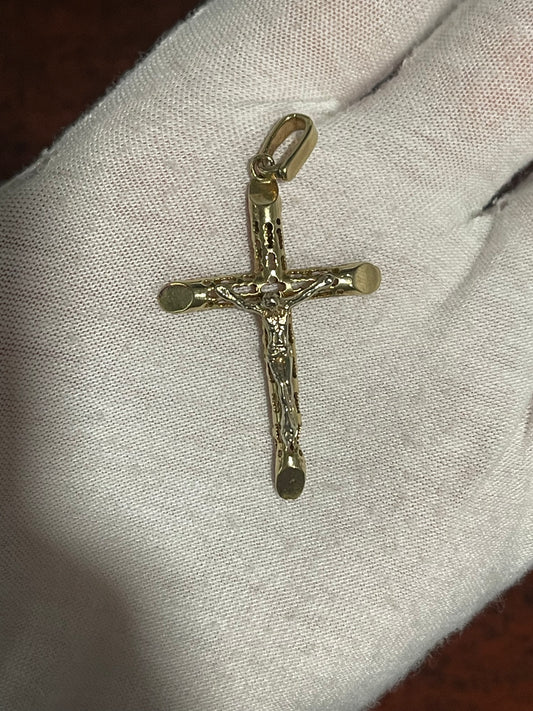10K Crucifix Pendant