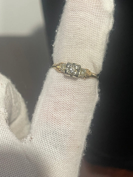 14K Diamond Ring