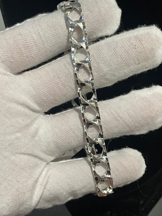 Silver DC Bracelet 8.5”