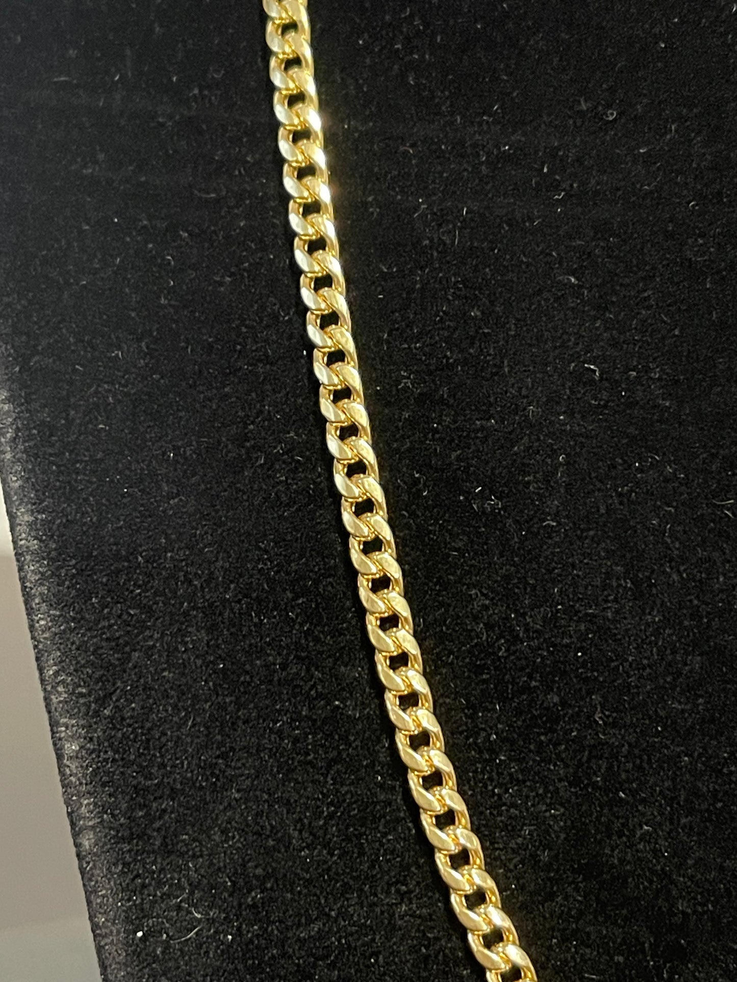 10K Cuban Link Chain 18”
