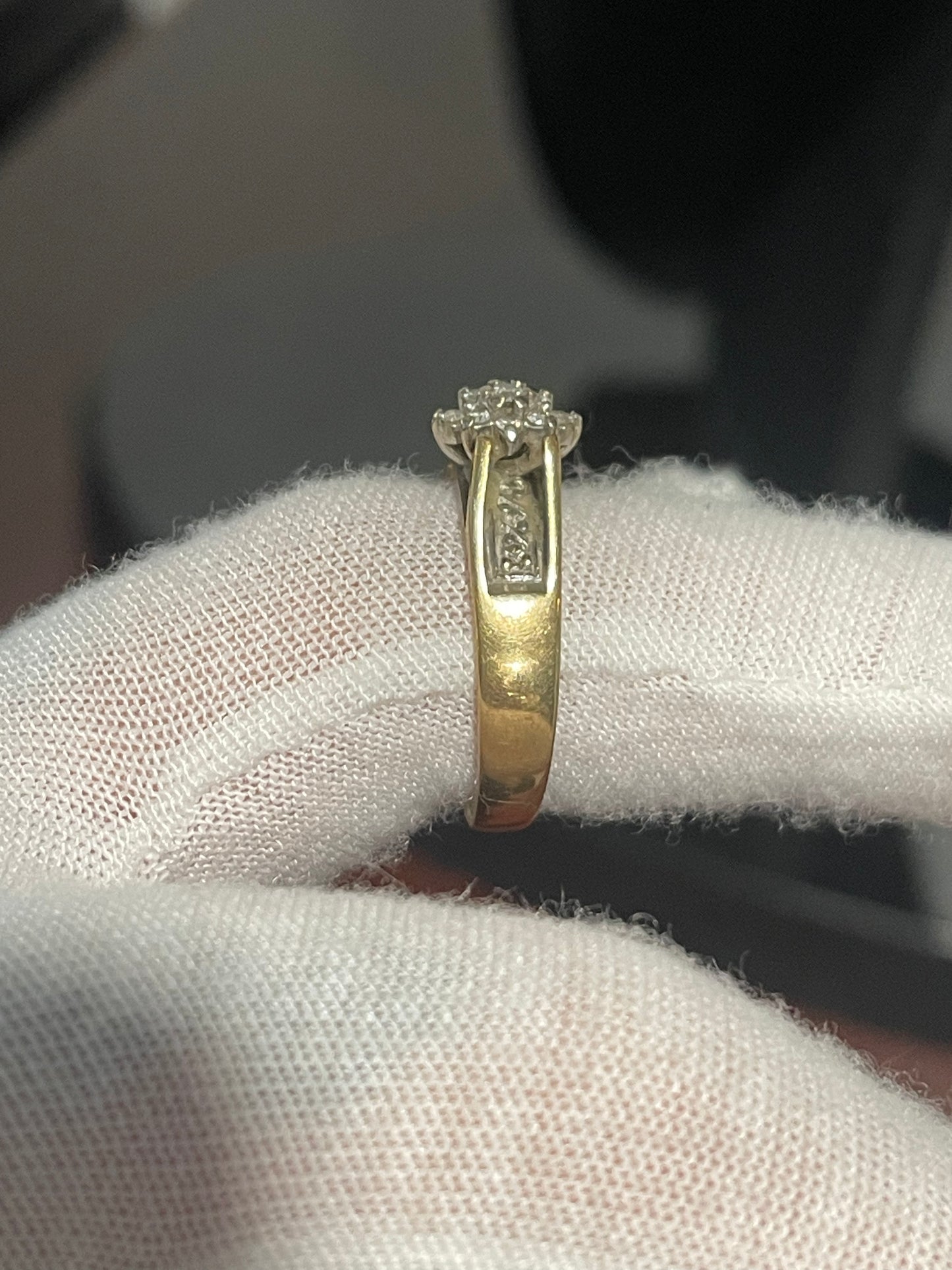 10K Diamond Ring