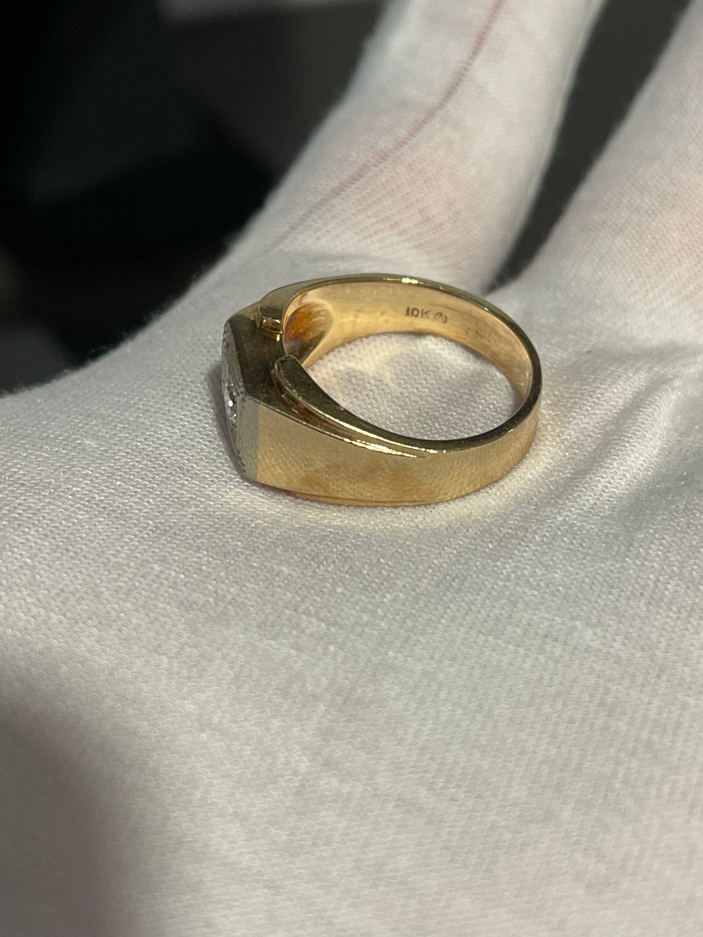 10K Natural Diamond Ring