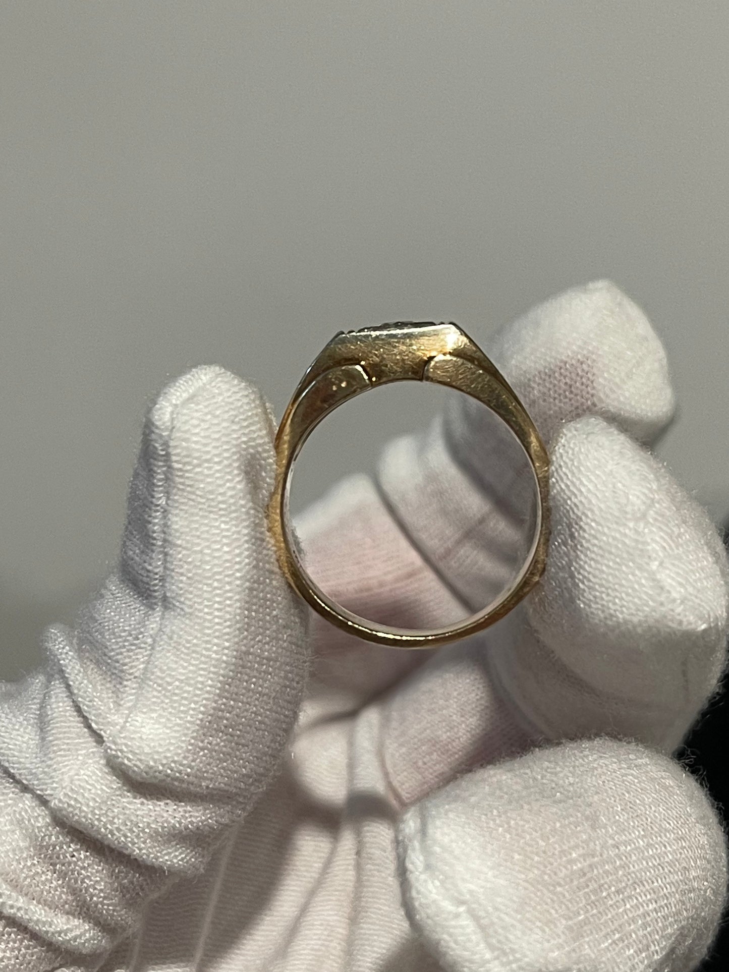 10K Natural Diamond Ring