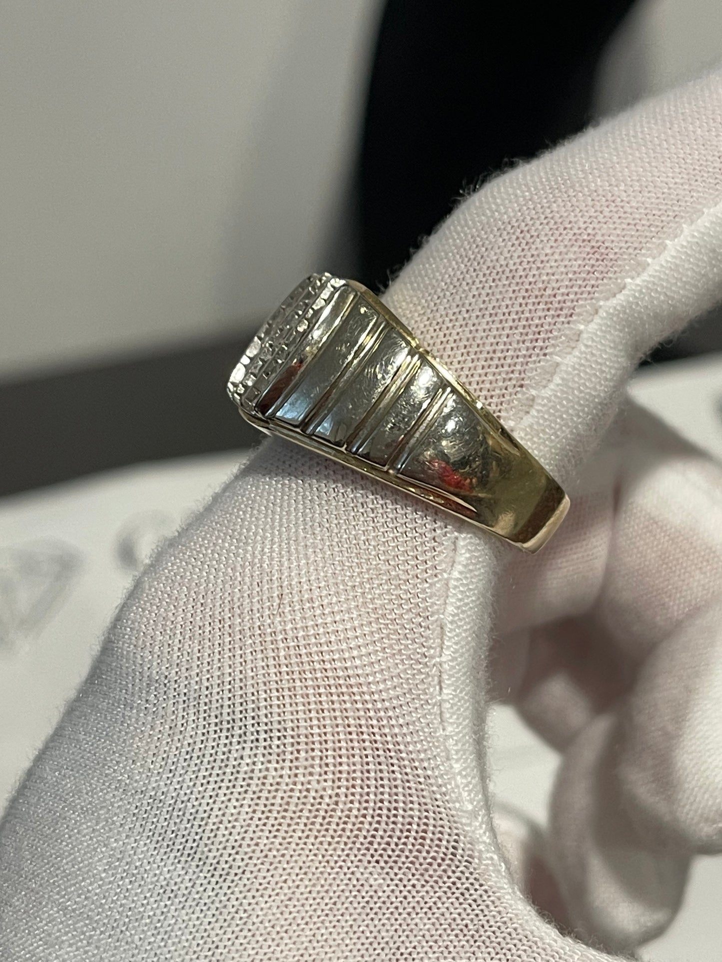 10K White/Yellow Gold 0.93ct Natural Diamond Ring