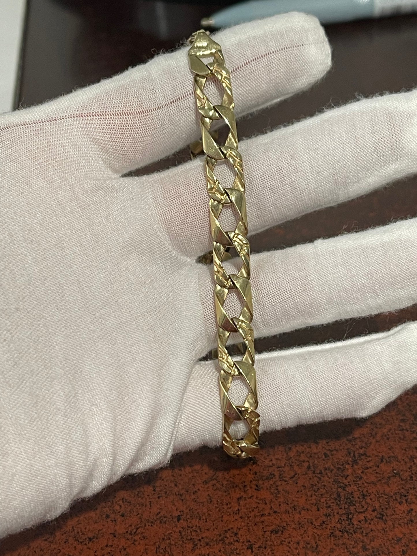 10K Nugget Bracelet 9.5”