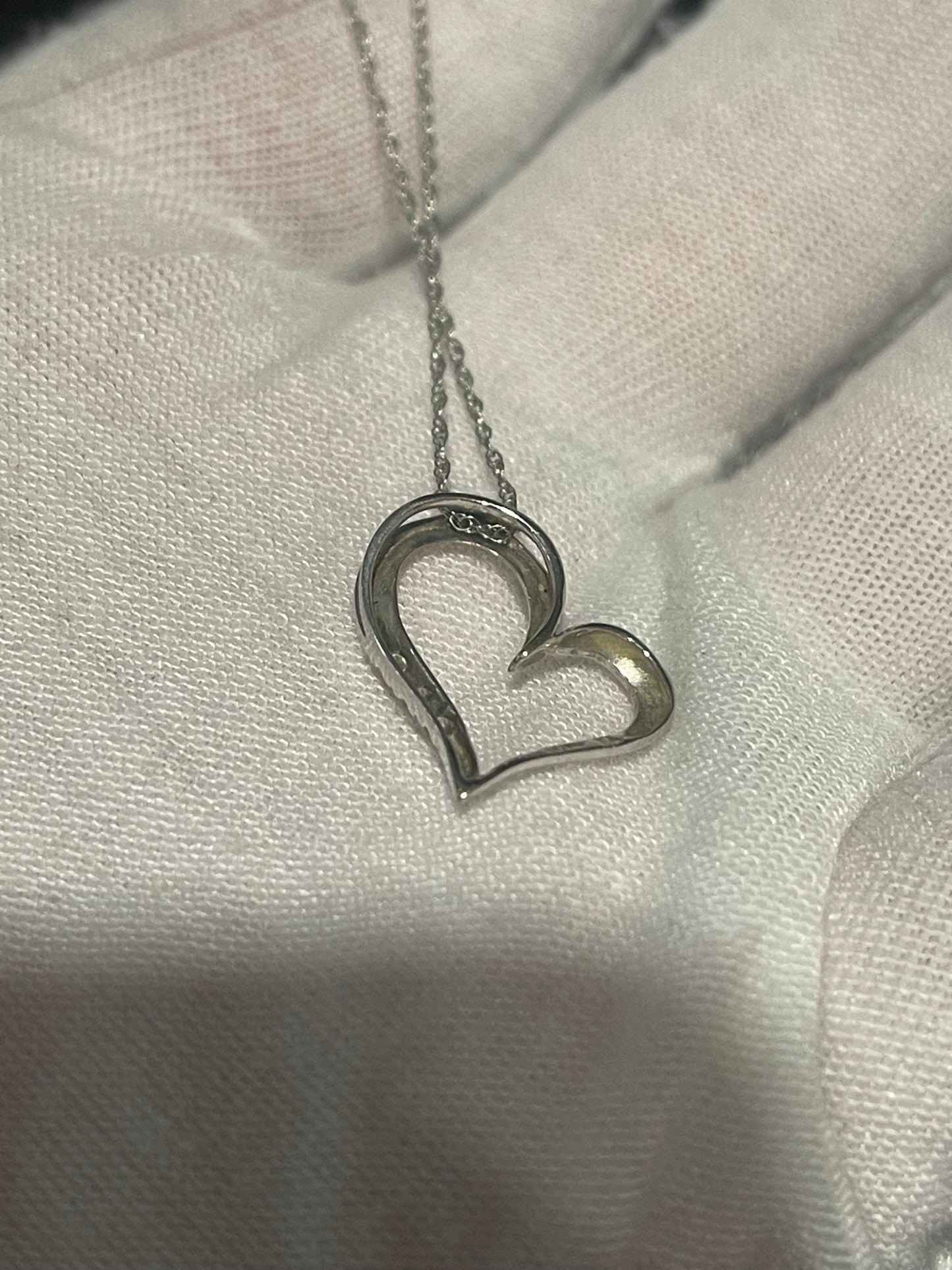 10K White Gold Heart Pendant & Rope Chain 18.5”