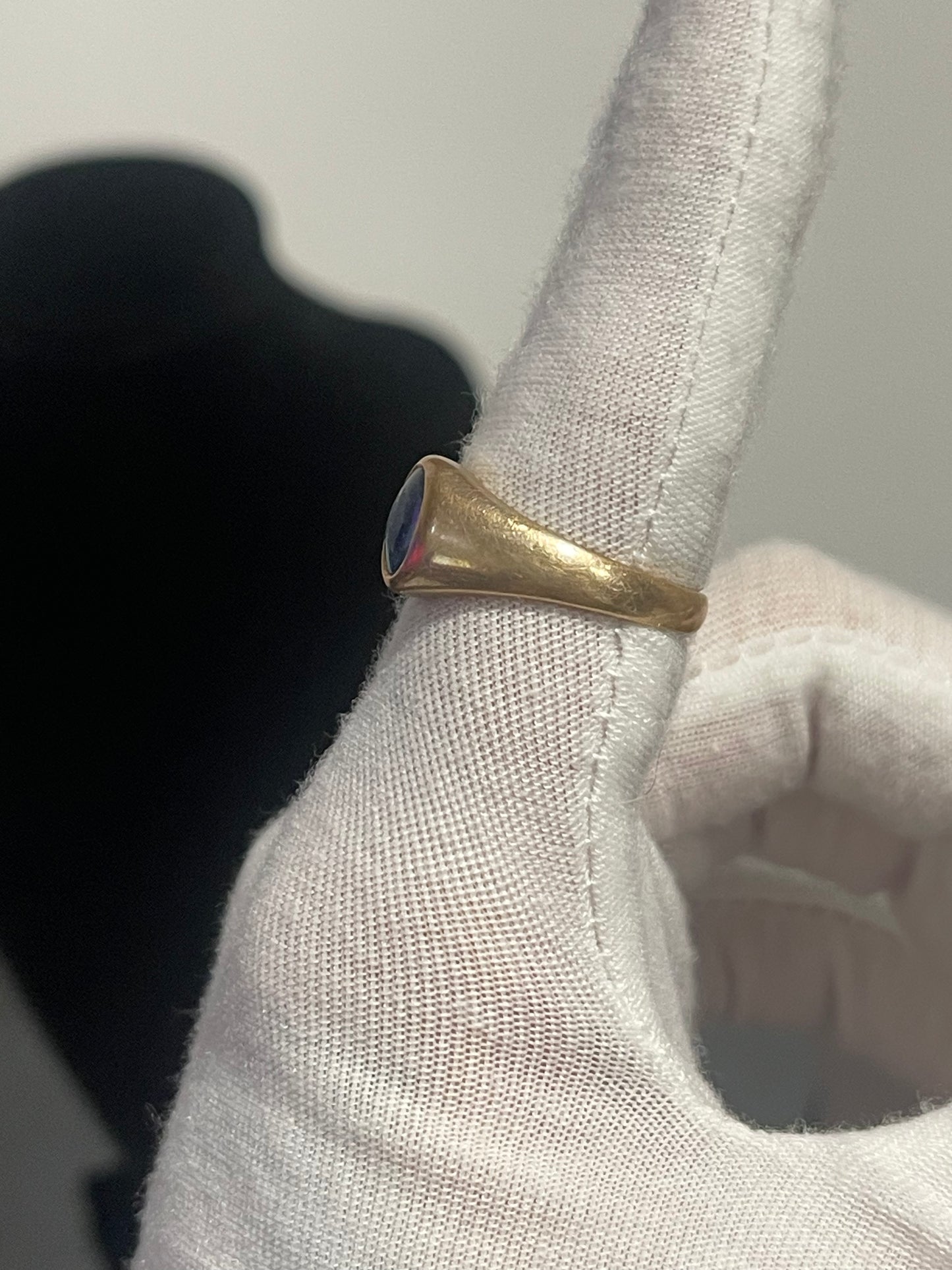 10K Gold Ring With Blue Gemstone