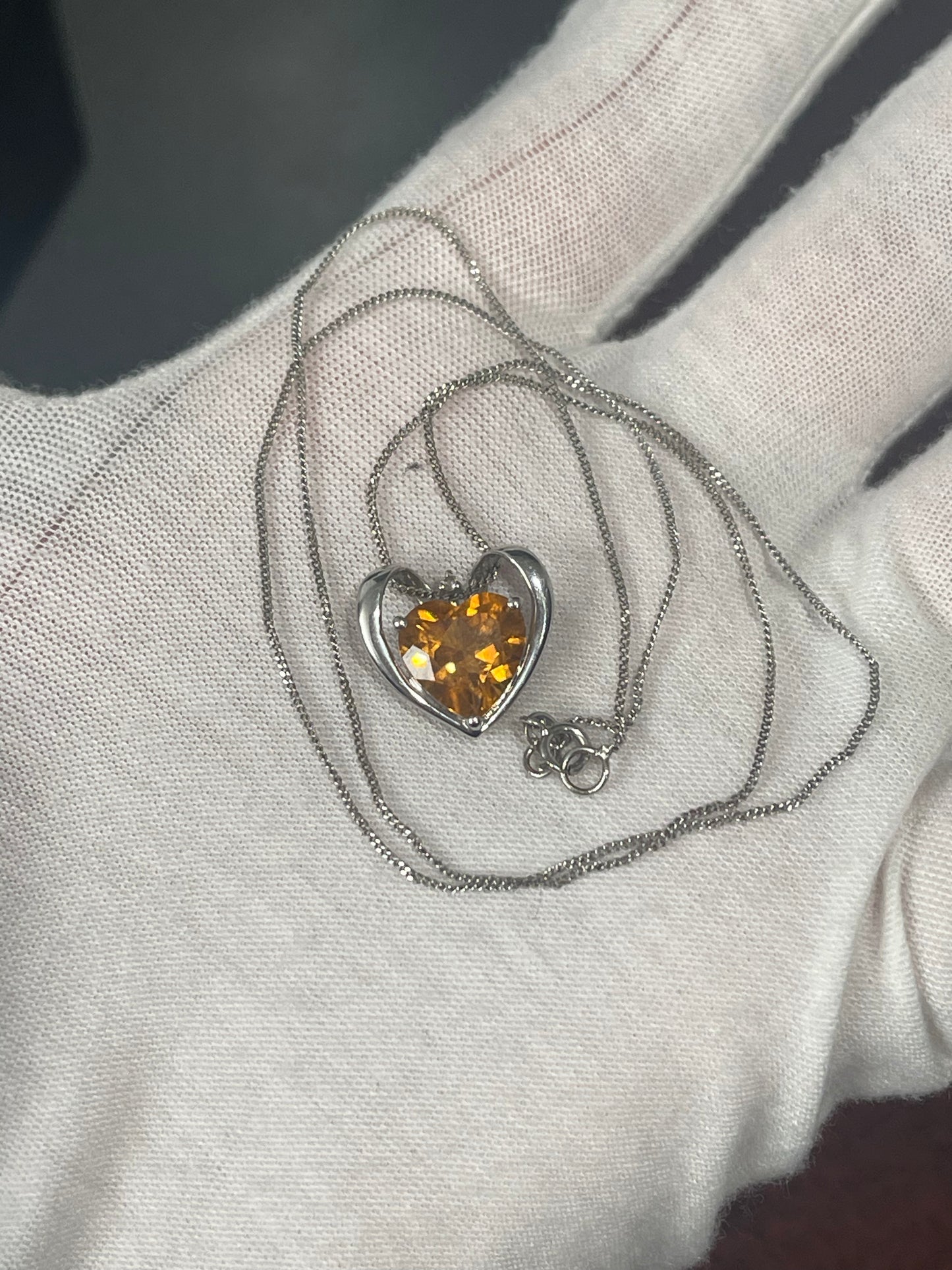 10K White Gold Amber Heart Pendant & Chain 19”