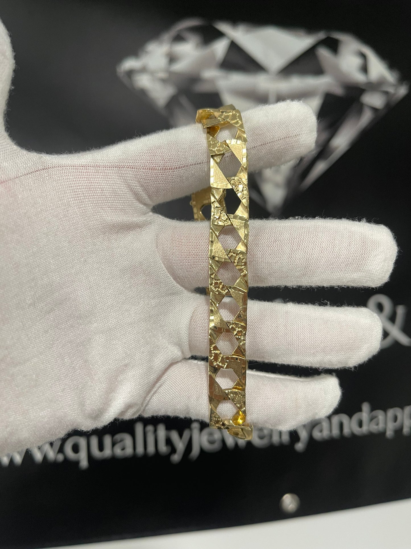 10K DC Nugget Bracelet 11.7mm Wide