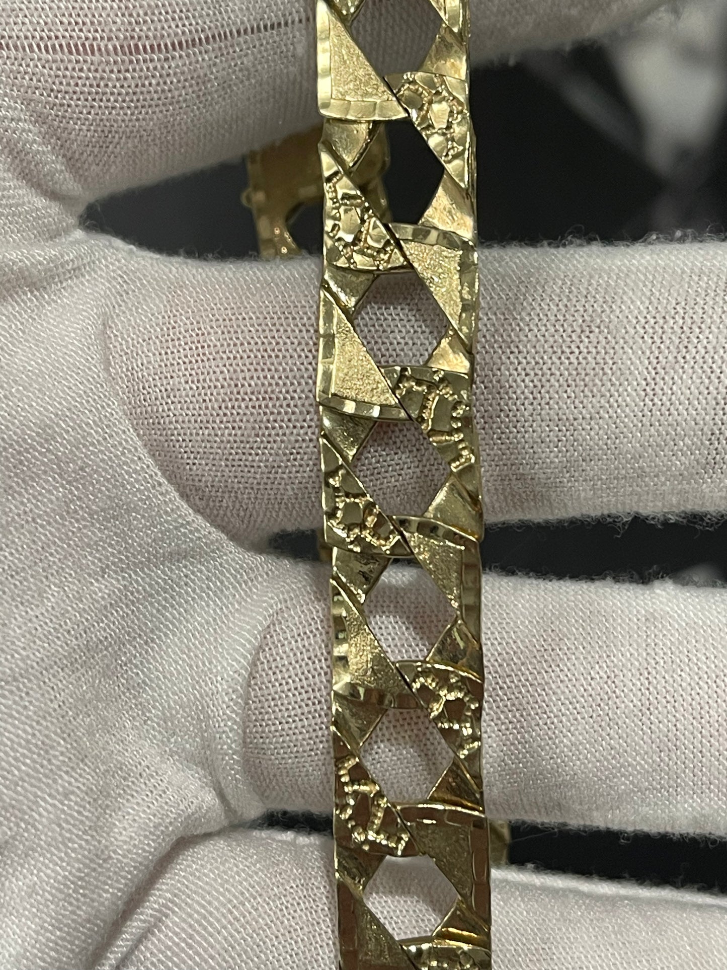 10K DC Nugget Bracelet 11.7mm Wide