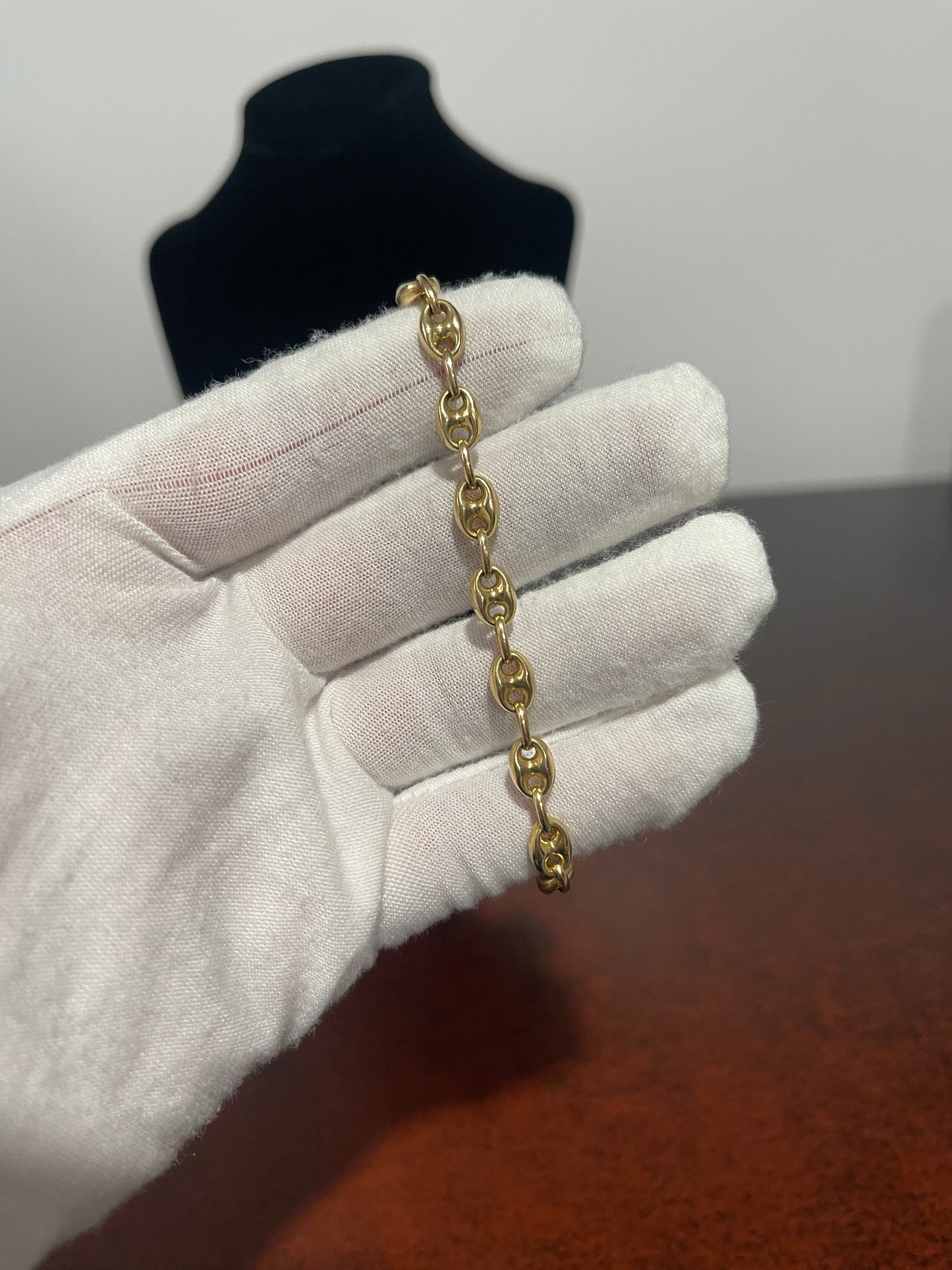 10K Gucci Link Bracelet 7.5”