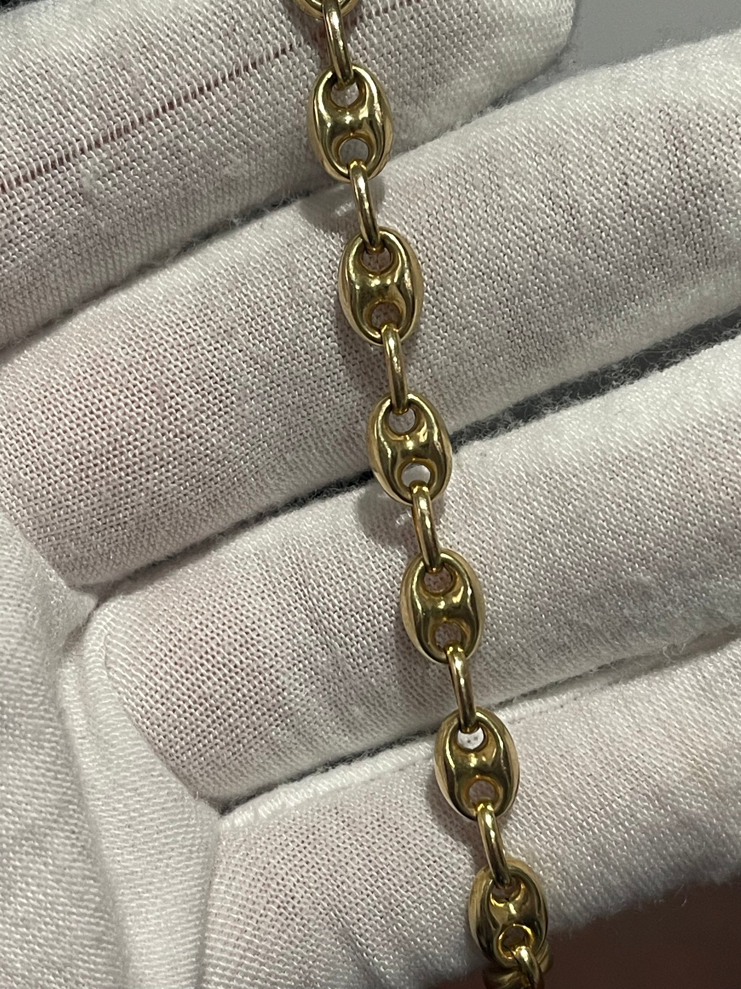 10K Gucci Link Bracelet 7.5”