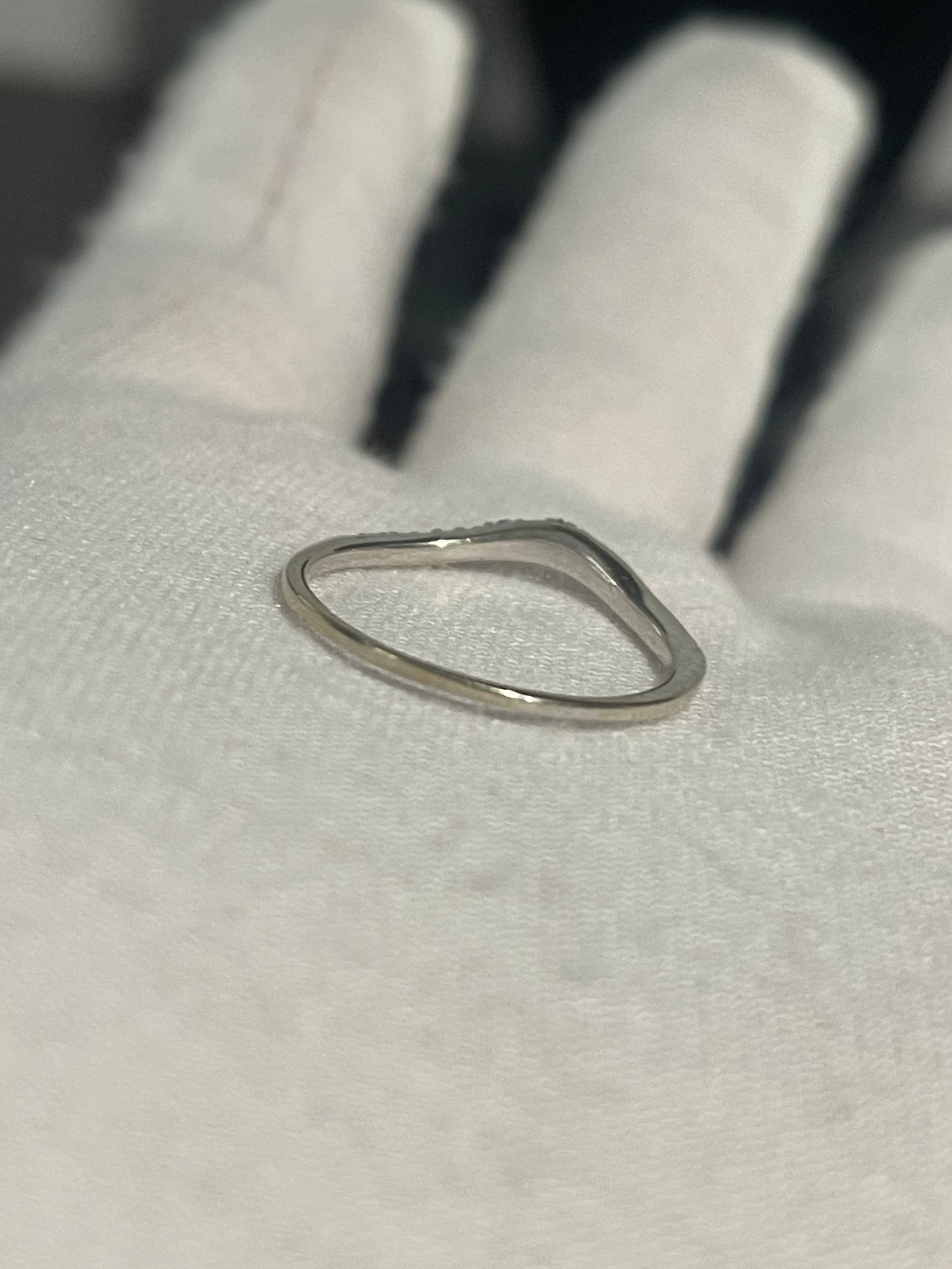 10K White Gold Diamond Band
